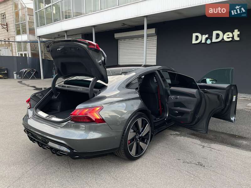 Купе Audi RS e-tron GT 2022 в Києві