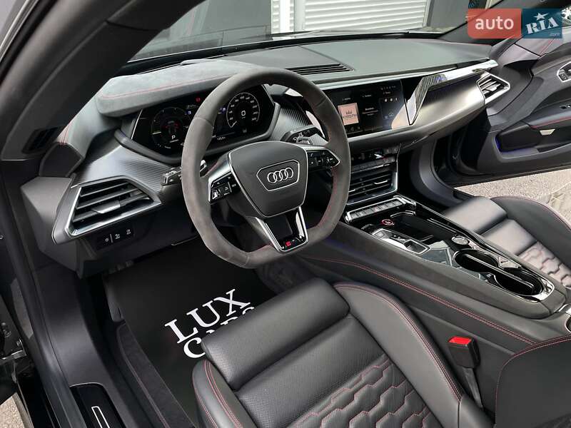 Купе Audi RS e-tron GT 2022 в Києві