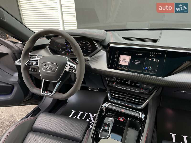 Купе Audi RS e-tron GT 2022 в Києві