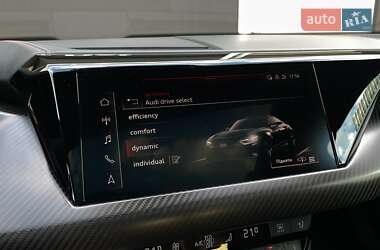 Купе Audi RS e-tron GT 2022 в 