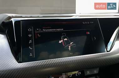 Купе Audi RS e-tron GT 2022 в 