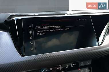 Купе Audi RS e-tron GT 2022 в 