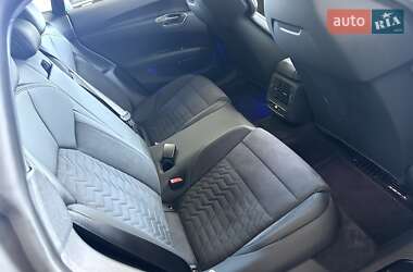 Купе Audi RS e-tron GT 2023 в 