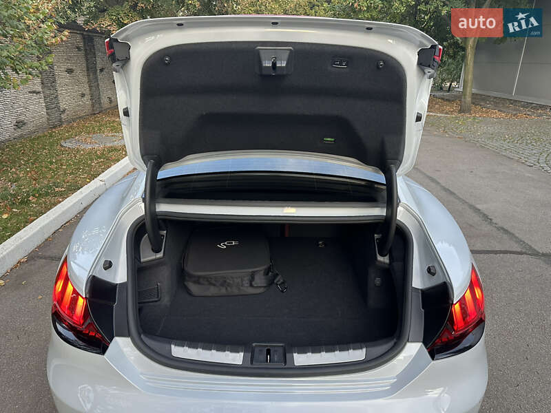 Купе Audi RS e-tron GT 2022 в Дніпрі