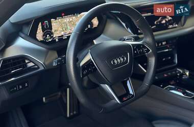 Купе Audi RS e-tron GT 2023 в 