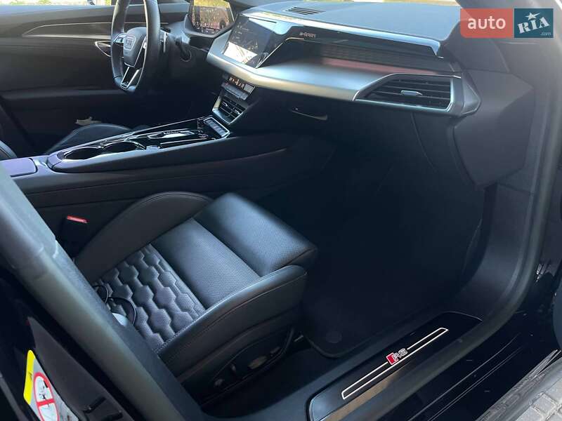 Купе Audi RS e-tron GT 2023 в Миколаєві фото 19 Купе Audi RS e-tron GT 2023 в Миколаєві