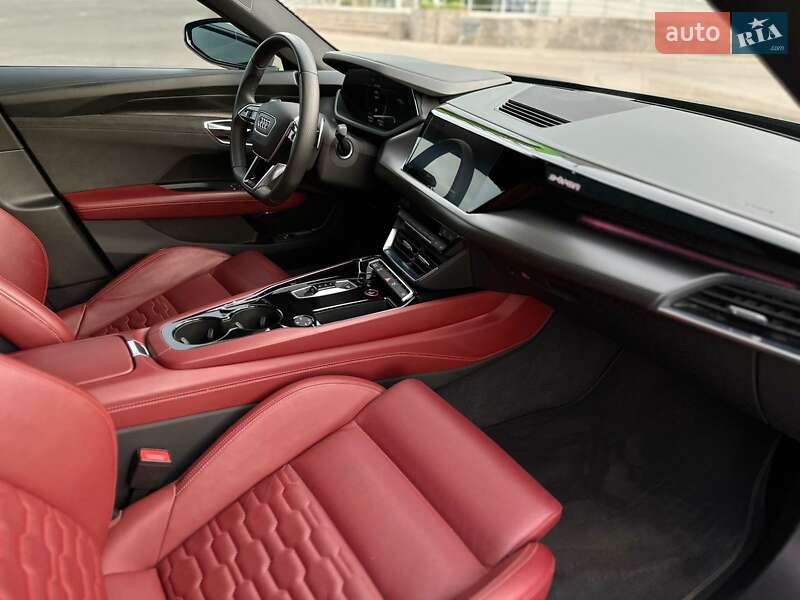 Купе Audi RS e-tron GT 2022 в Кривом Роге