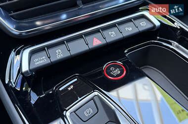 Купе Audi RS e-tron GT 2021 в 