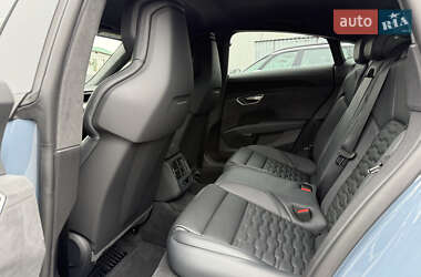 Купе Audi RS e-tron GT 2024 в 