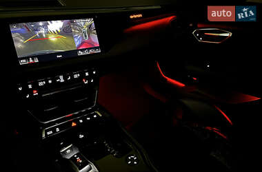 Купе Audi RS e-tron GT 2024 в 