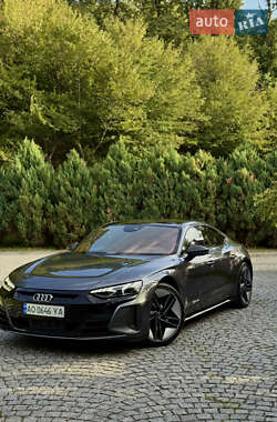 Купе Audi RS e-tron GT 2022 в Мукачевому