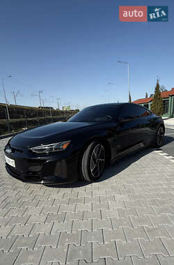 Купе Audi RS e-tron GT 2024 в 