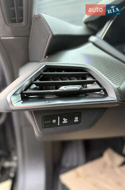 Купе Audi RS e-tron GT 2021 в 