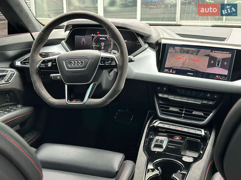 Купе Audi RS e-tron GT 2023 в Киеве