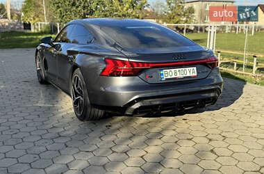 Купе Audi RS e-tron GT 2024 в 