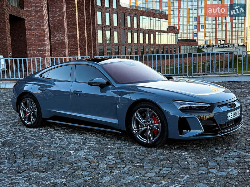 Купе Audi RS e-tron GT 2021 в Дніпрі