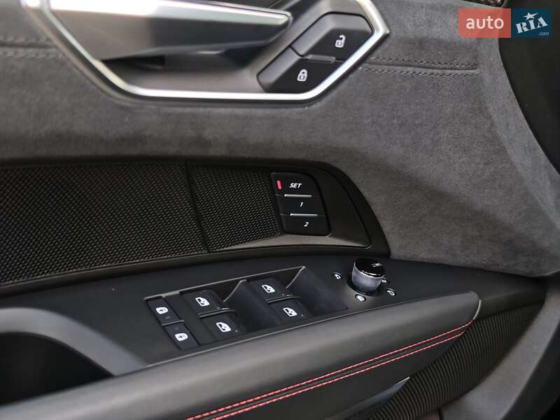 Купе Audi RS e-tron GT 2023 в Луцьку фото 33 Купе Audi RS e-tron GT 2023 в Луцьку