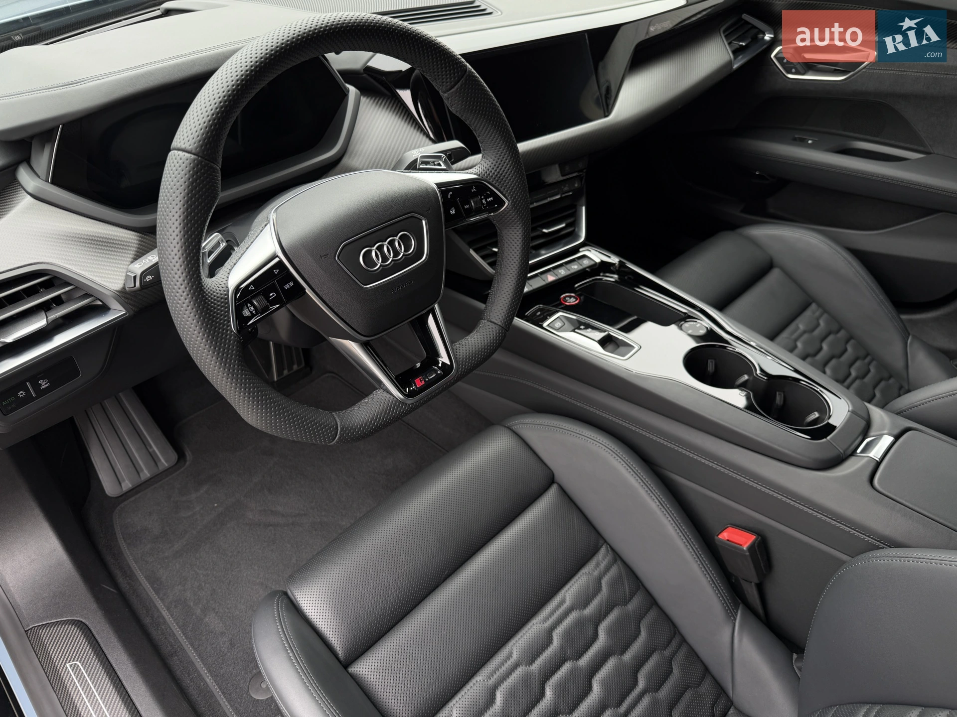 2024 Audi RS e-tron GT - мініатюра 20