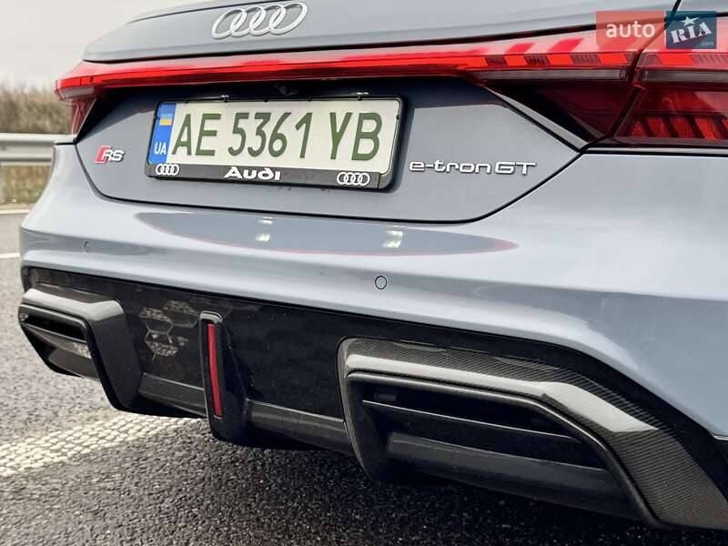 Купе Audi RS e-tron GT 2024 в Дніпрі