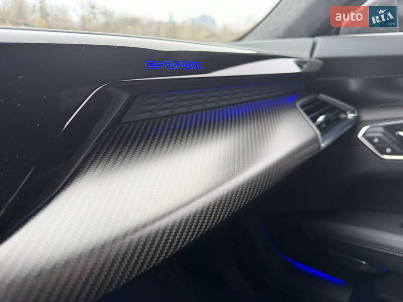 Купе Audi RS e-tron GT 2022 в Києві