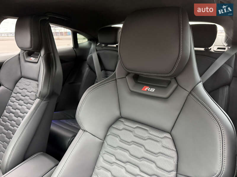 Купе Audi RS e-tron GT 2022 в Києві