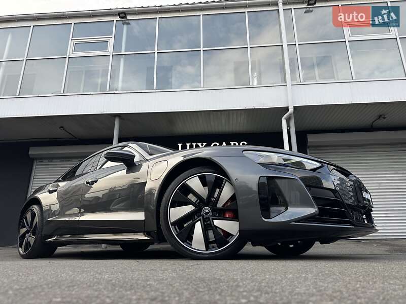 Купе Audi RS e-tron GT 2023 в Киеве
