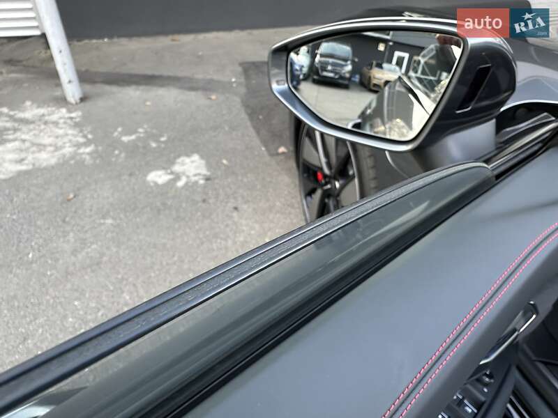 Купе Audi RS e-tron GT 2023 в Киеве