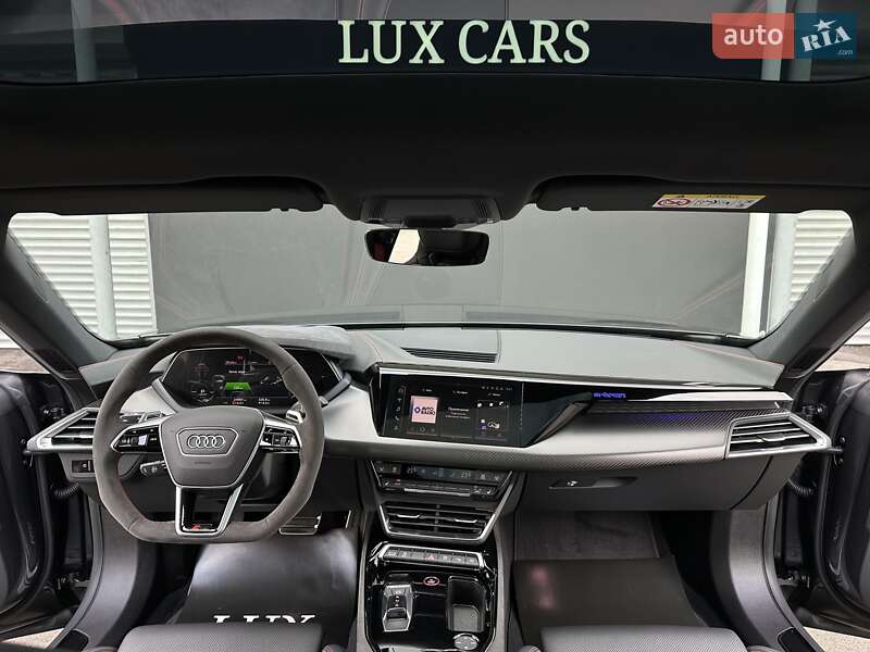 Купе Audi RS e-tron GT 2023 в Киеве