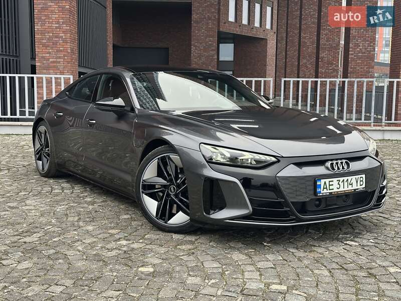 Купе Audi RS e-tron GT 2023 в Днепре
