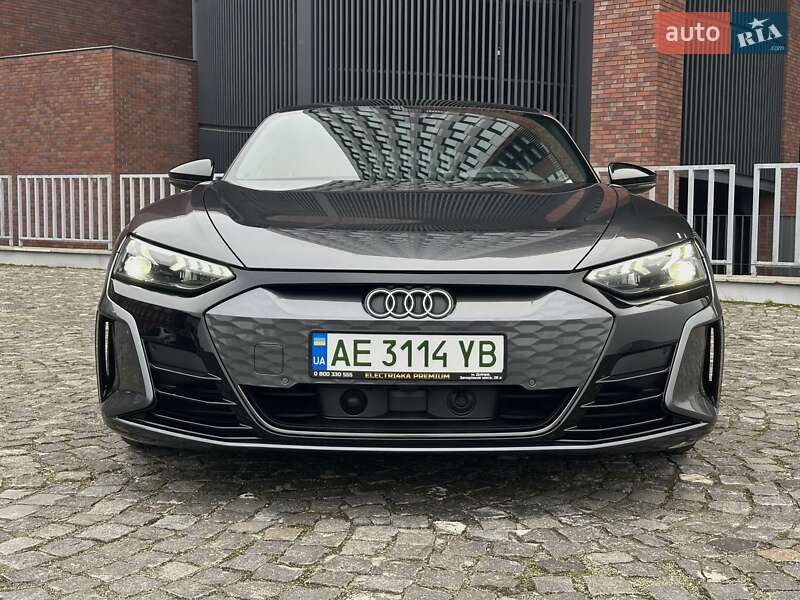 Купе Audi RS e-tron GT 2023 в Днепре