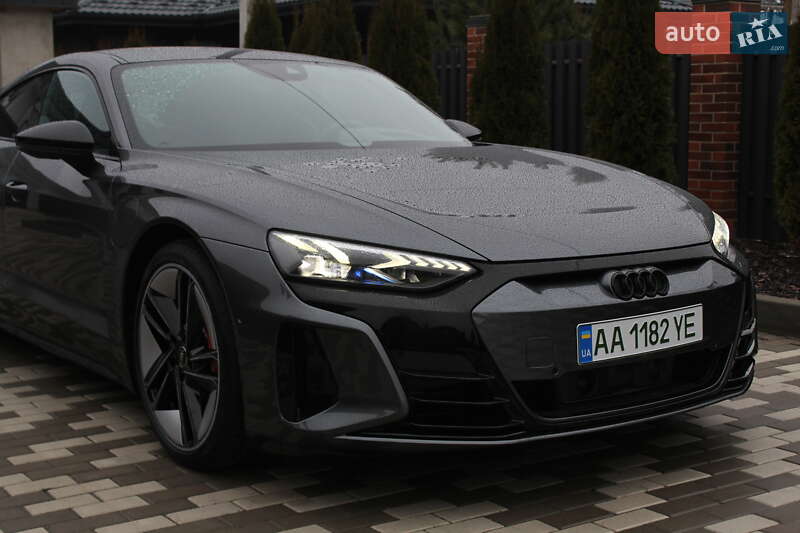 Купе Audi RS e-tron GT 2022 в Києві