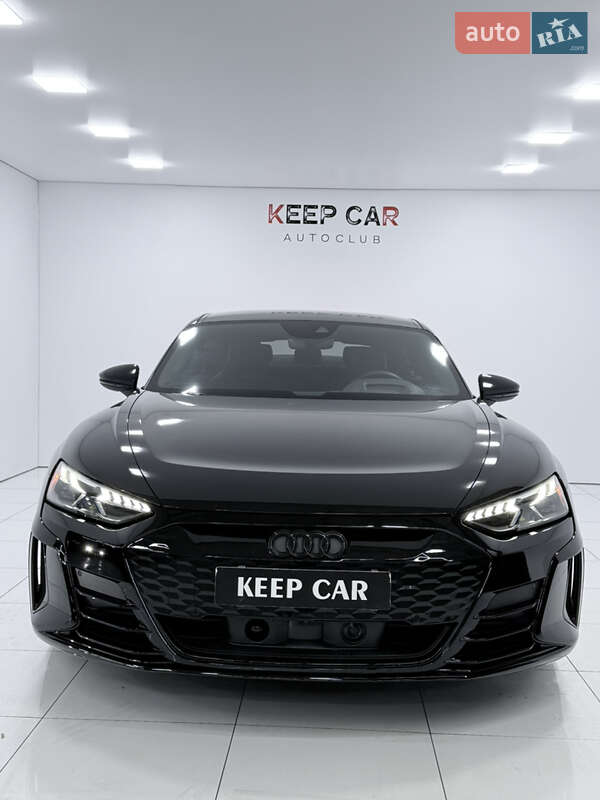 Купе Audi RS e-tron GT 2023 в Одесі