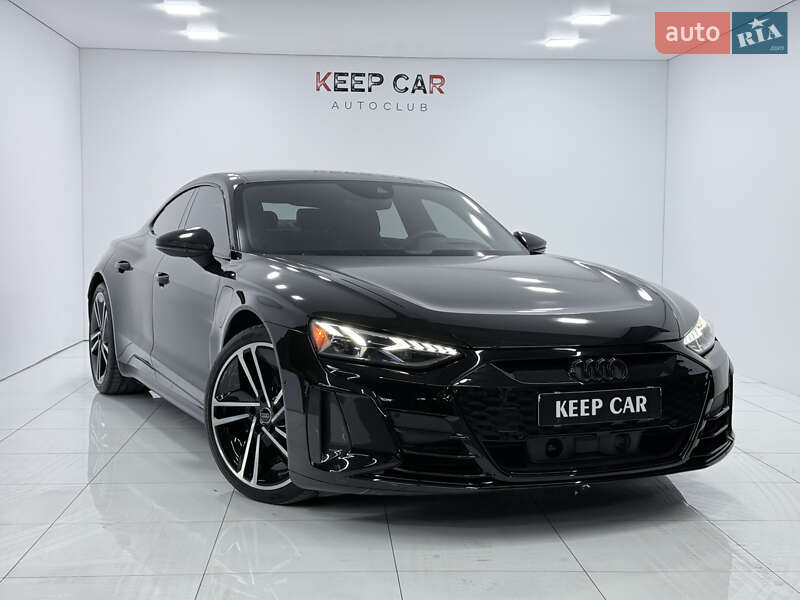 Купе Audi RS e-tron GT 2023 в Одесі