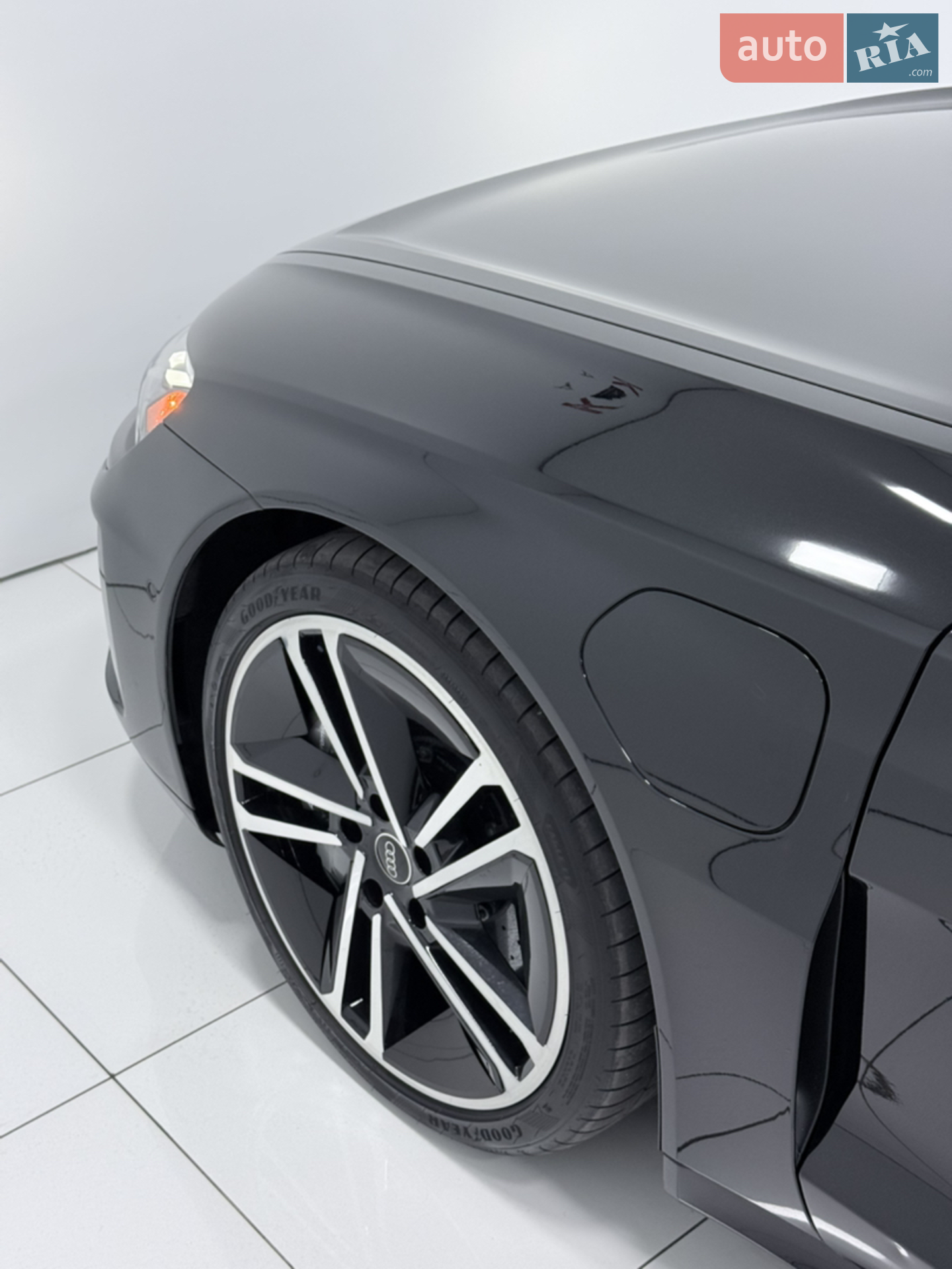 2023 Audi RS e-tron GT - мініатюра 14