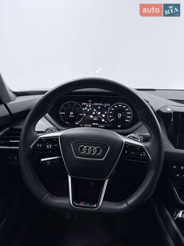 Купе Audi RS e-tron GT 2023 в Одесі