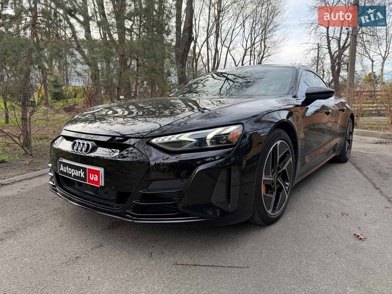 Audi RS e-tron GT 2024