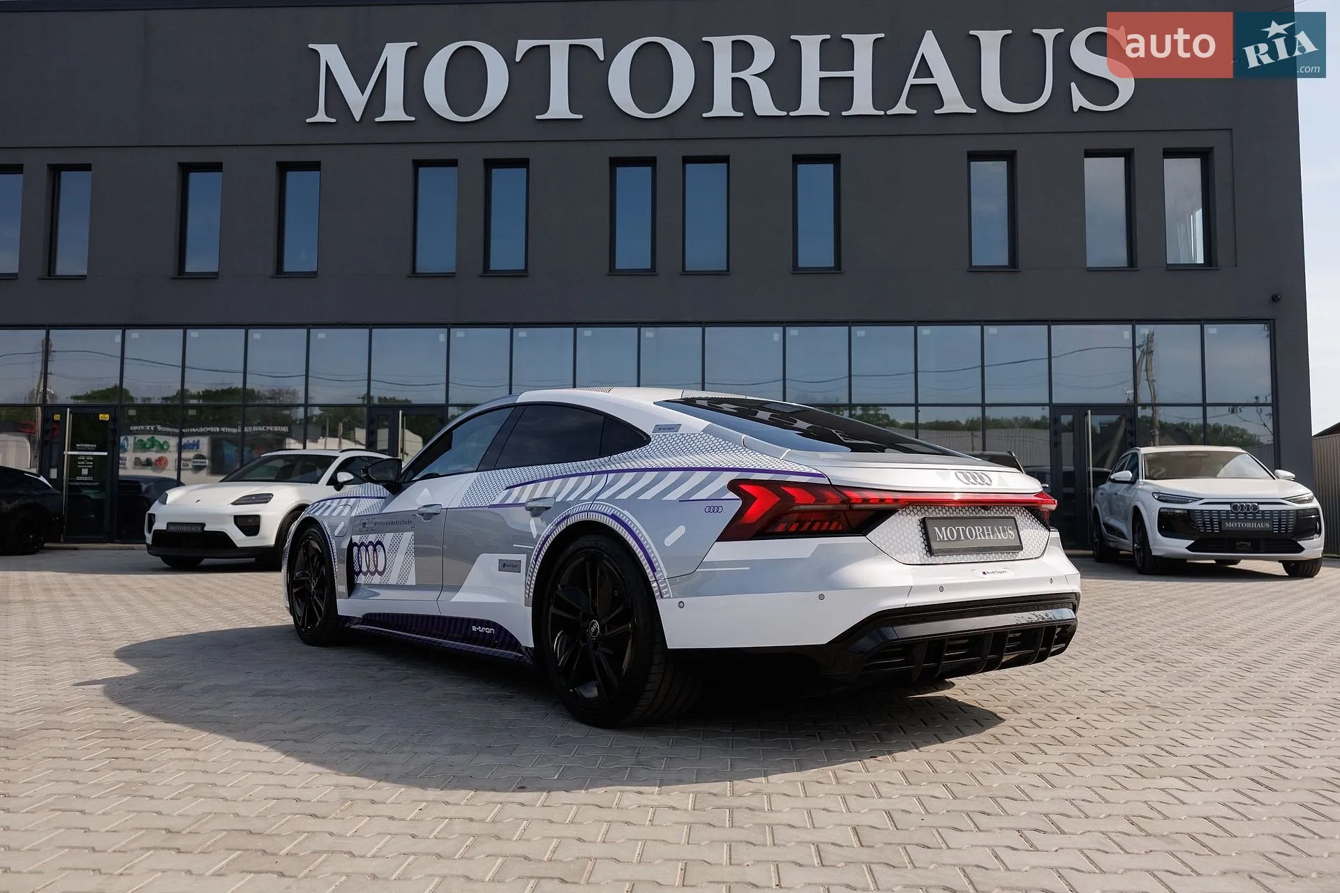 2024 Audi RS e-tron GT - мініатюра 7