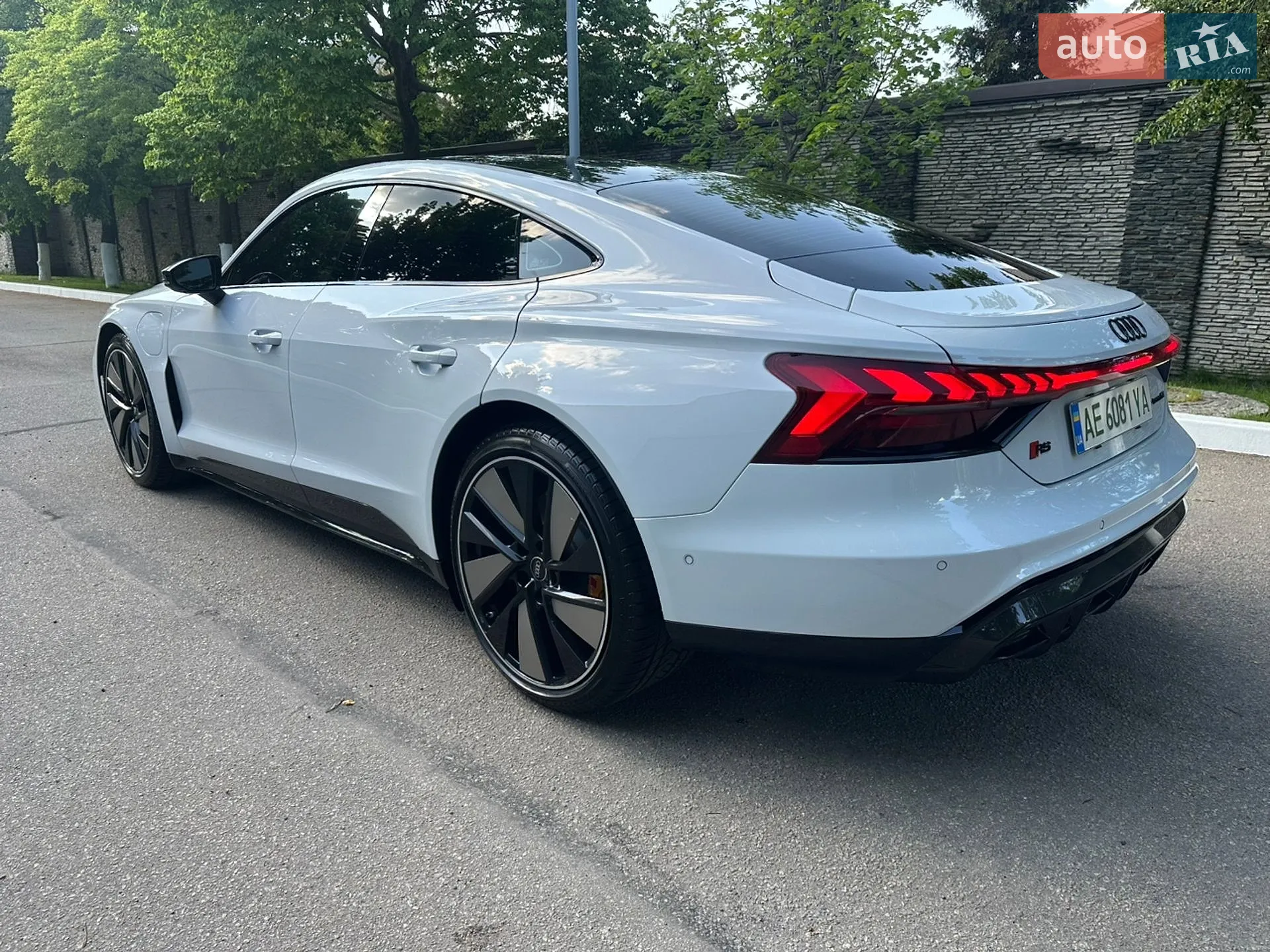 2022 Audi RS e-tron GT - мініатюра 46
