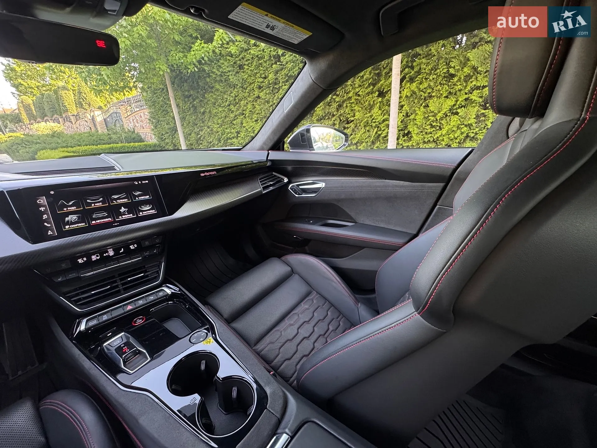 2021 Audi RS e-tron GT - мініатюра 21
