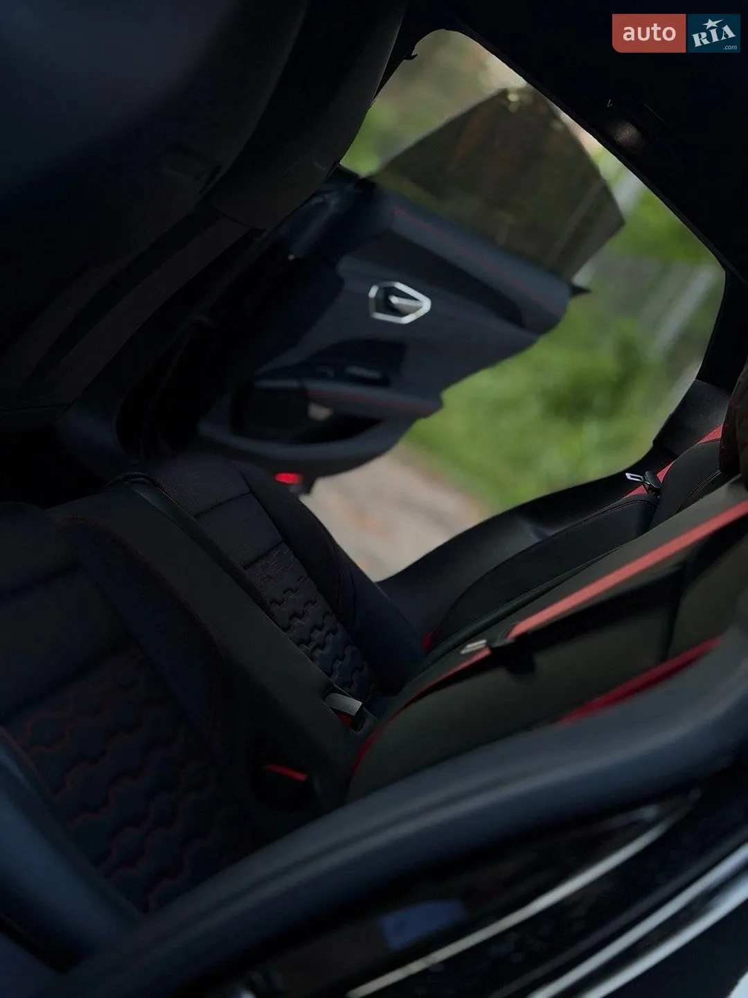 2021 Audi RS e-tron GT - мініатюра 23