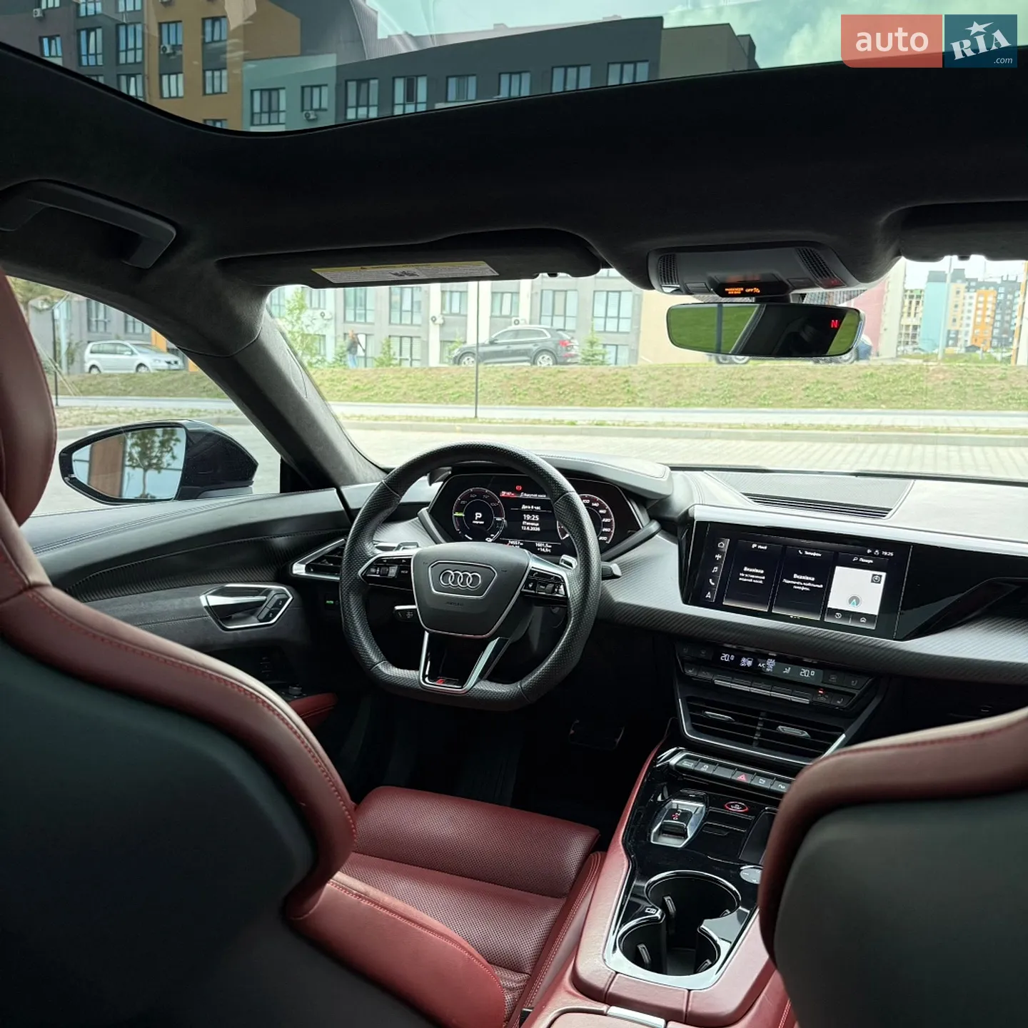 2022 Audi RS e-tron GT - мініатюра 22