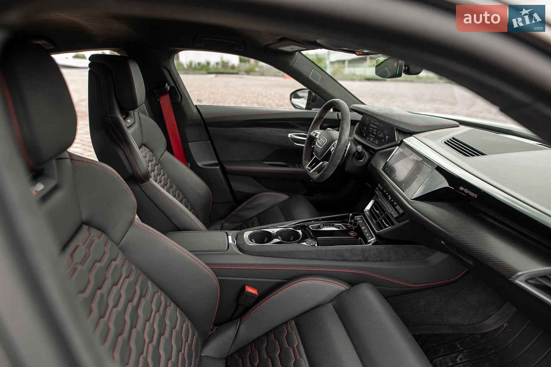 2022 Audi RS e-tron GT - мініатюра 65