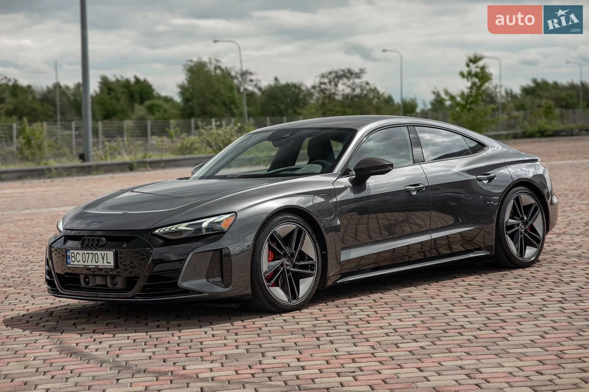 2022 Audi RS e-tron GT - мініатюра 12