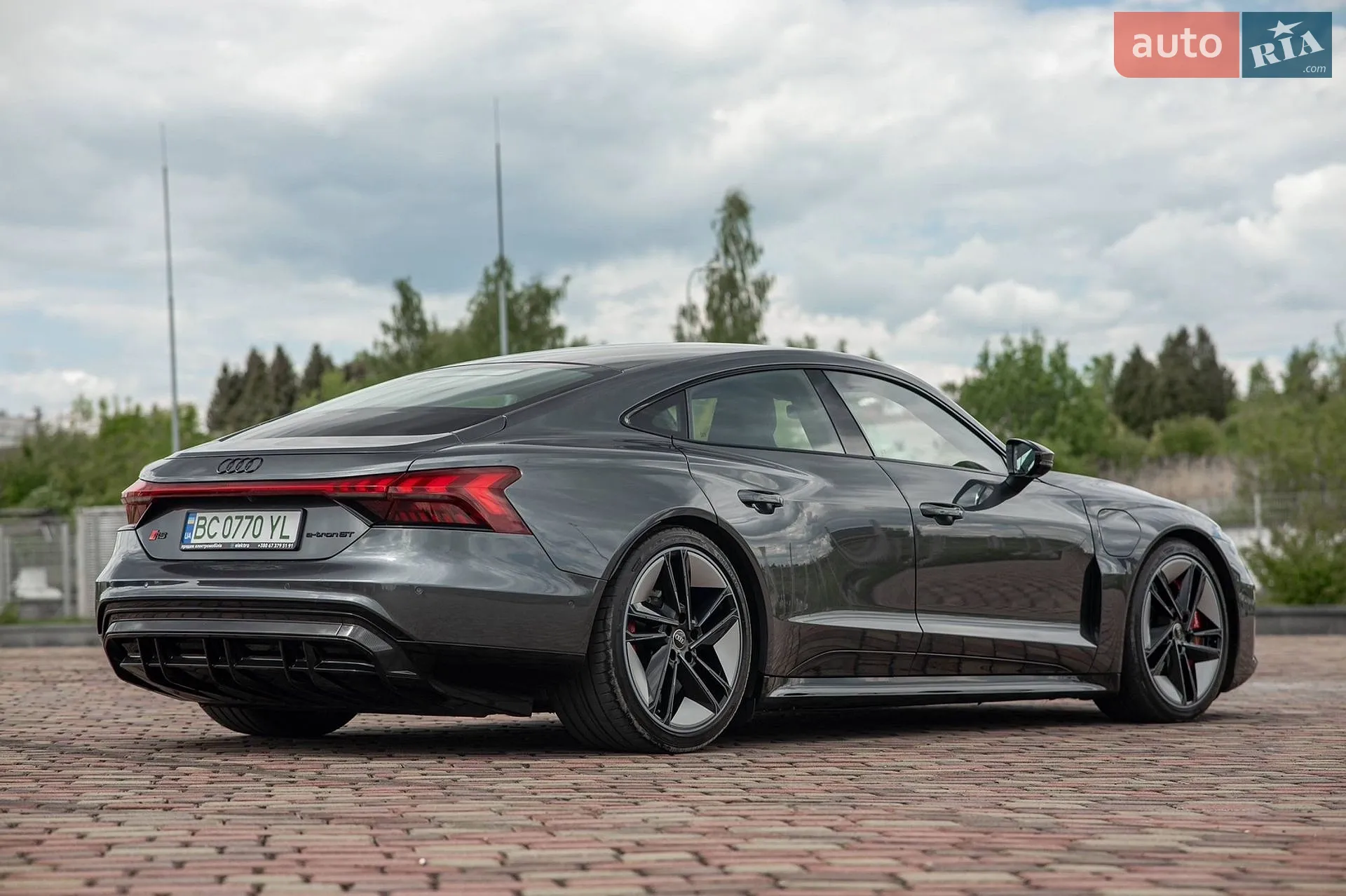 2022 Audi RS e-tron GT - мініатюра 18