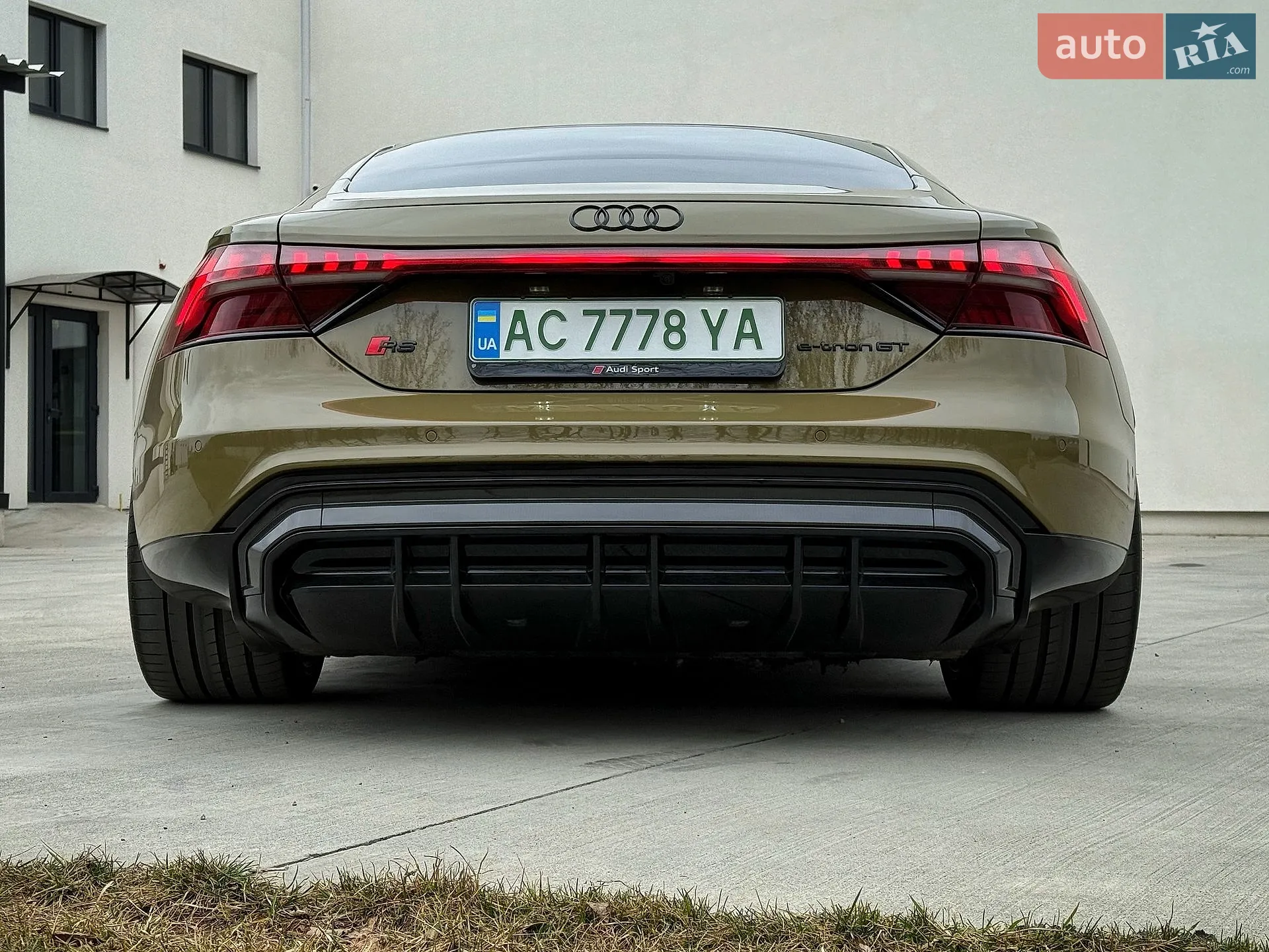 2021 Audi RS e-tron GT - мініатюра 17