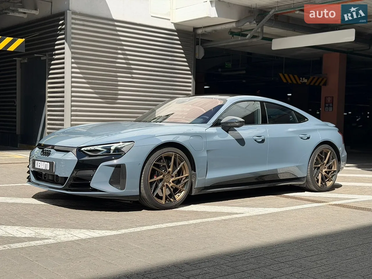 2021 Audi RS e-tron GT - мініатюра 12