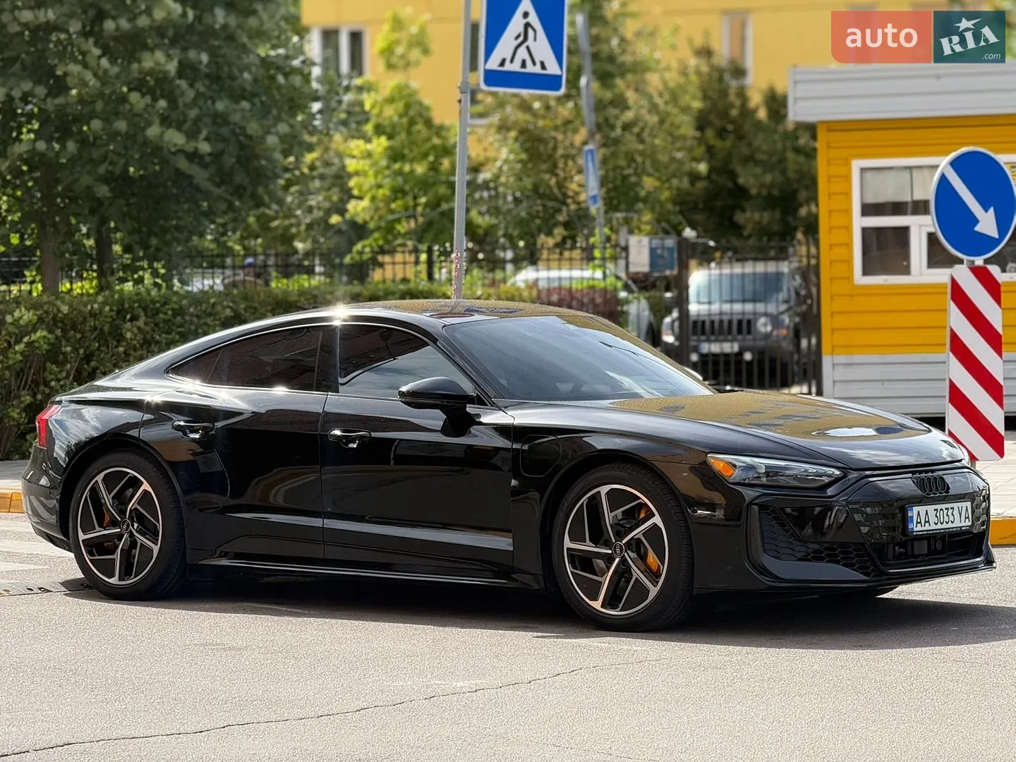 2024 Audi RS e-tron GT - фото 1