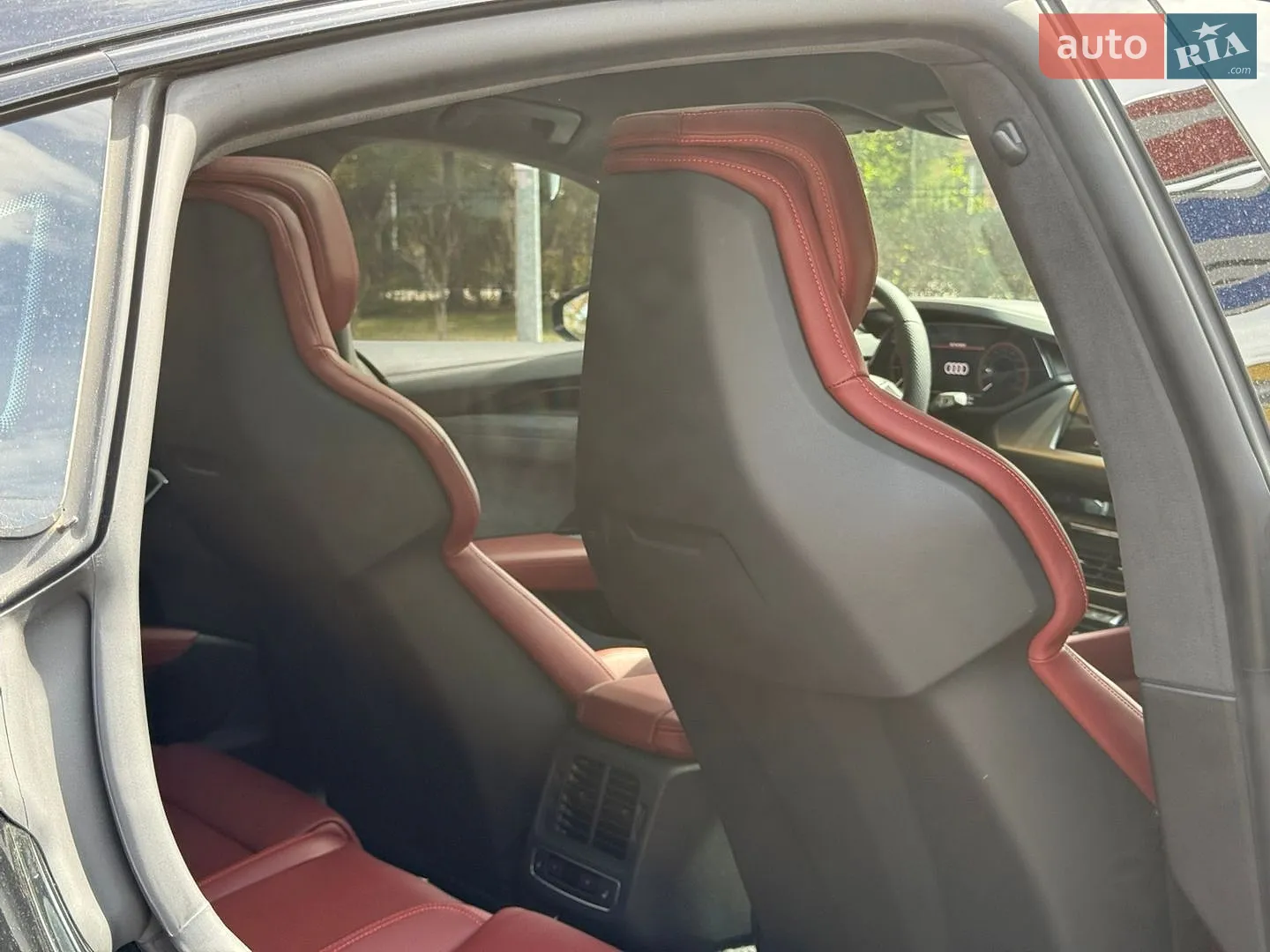 2024 Audi RS e-tron GT - мініатюра 13