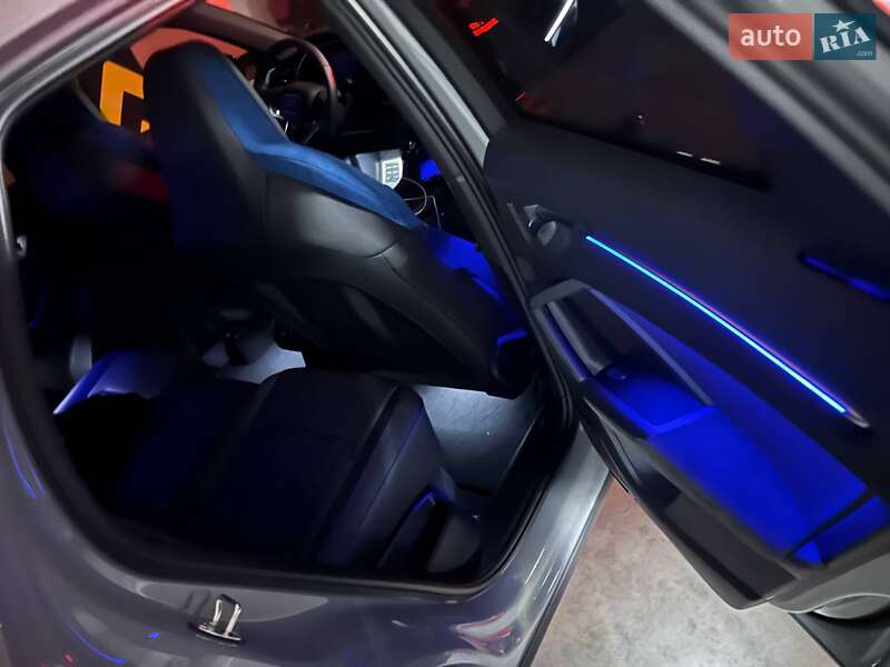 Внедорожник / Кроссовер Audi RS Q3 2021 в Киеве