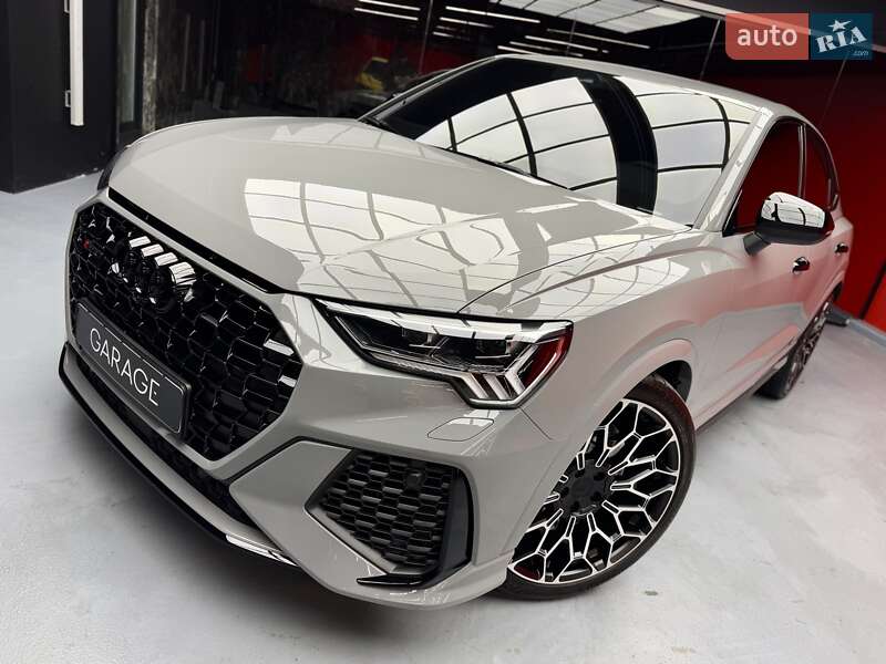 Позашляховик / Кросовер Audi RS Q3 2023 в Києві